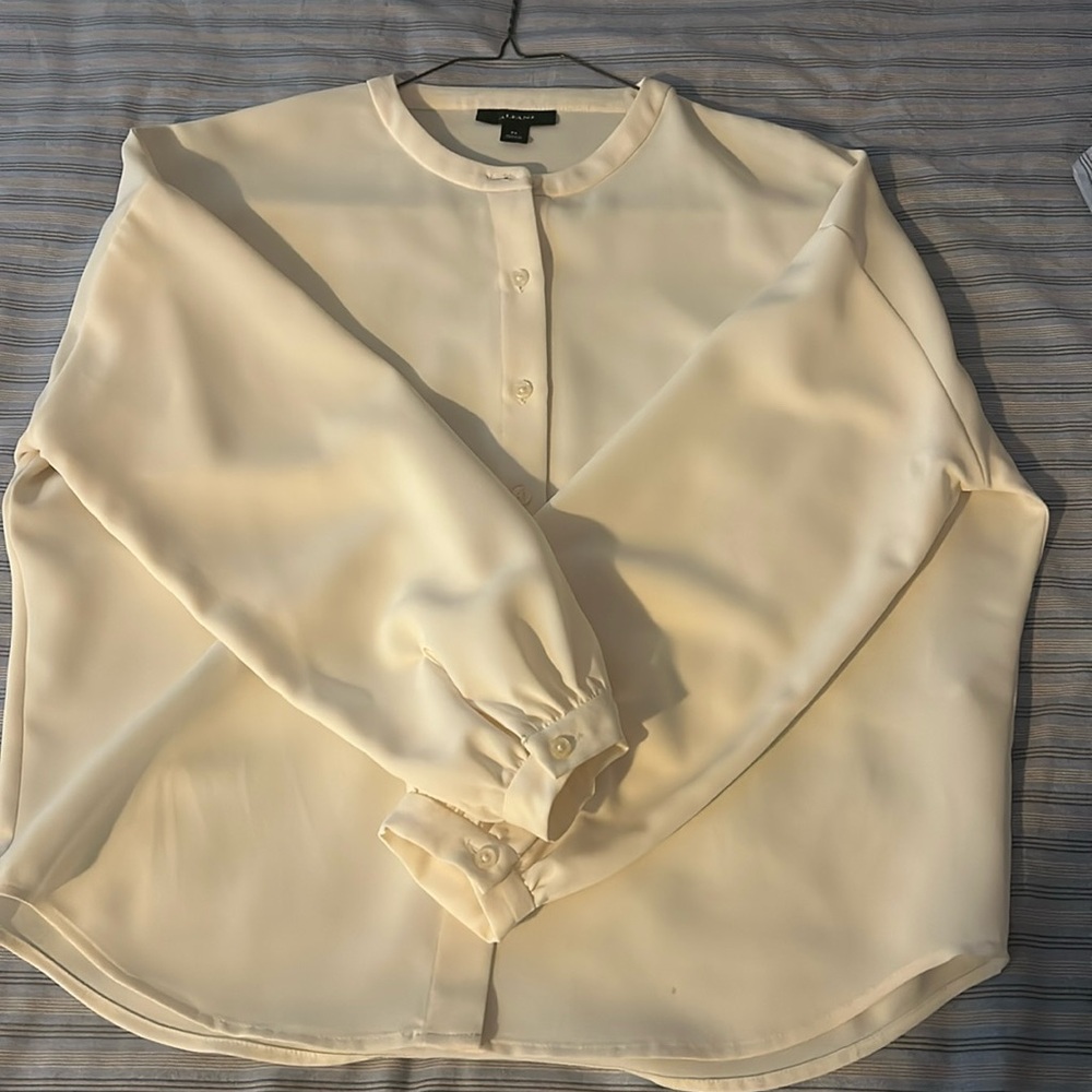 Worn twice ended up not liking it